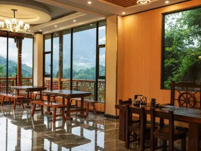 Longji Terraces Yuyang Galaxy Panorama Inn
