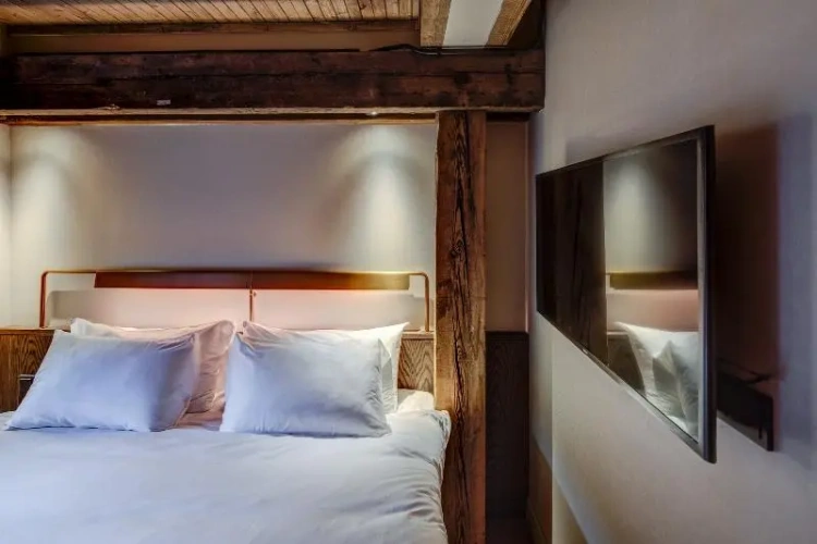 Small Double room