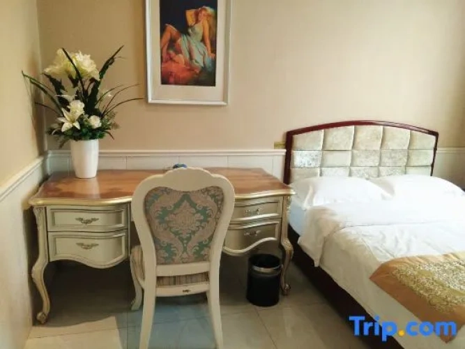 Quadruple Family Suite