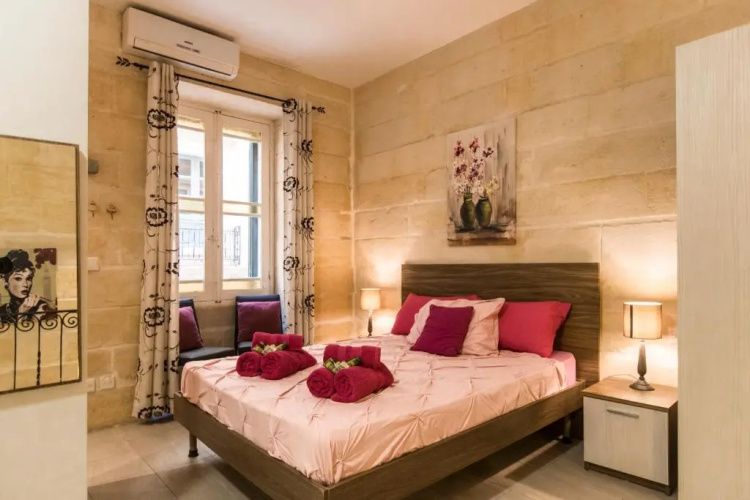 GB Suites - Triplex Apartment