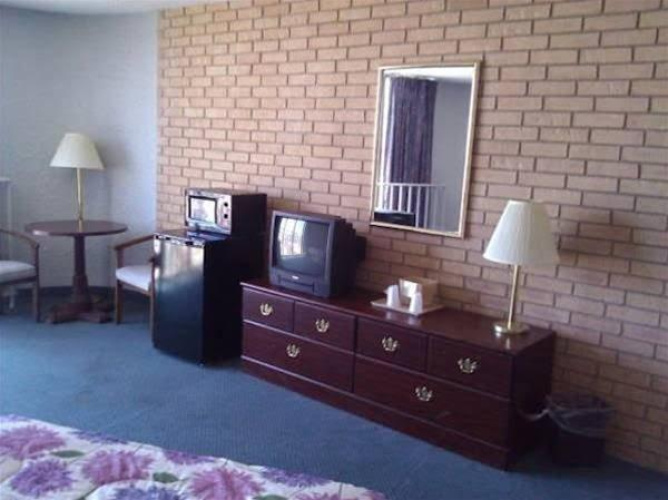 Rio Grande Plaza Hotel