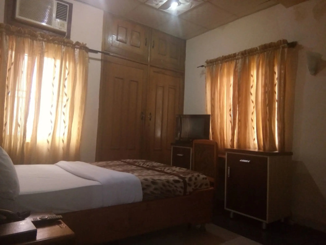 Progandy Guest House (Main)