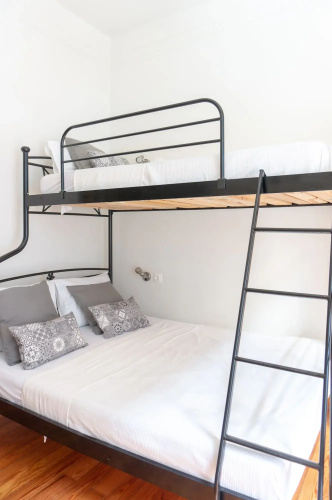 Dioskouros Hostel