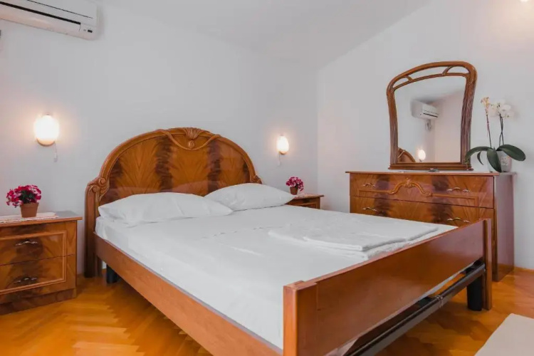 Apartments Diridonda