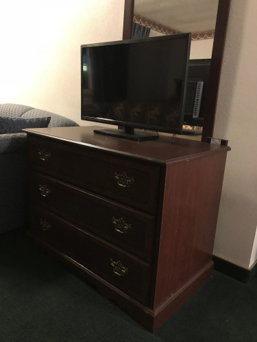 Deluxe Inn