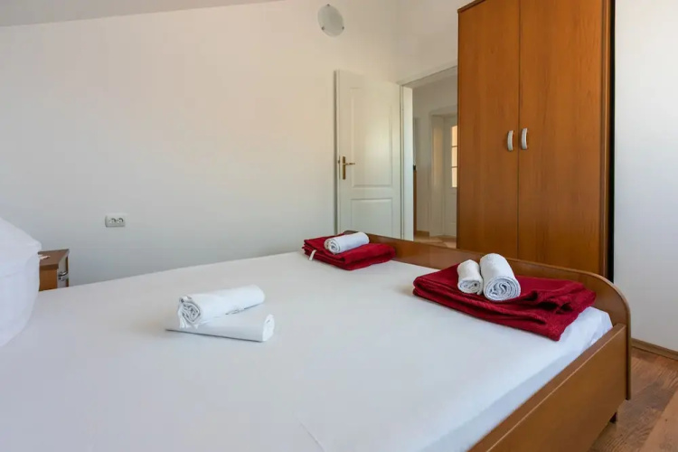 Apartments Brana