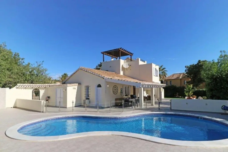 Villa