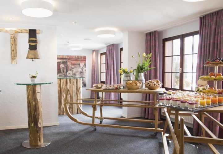 HUUS Hotel Gstaad photo 13