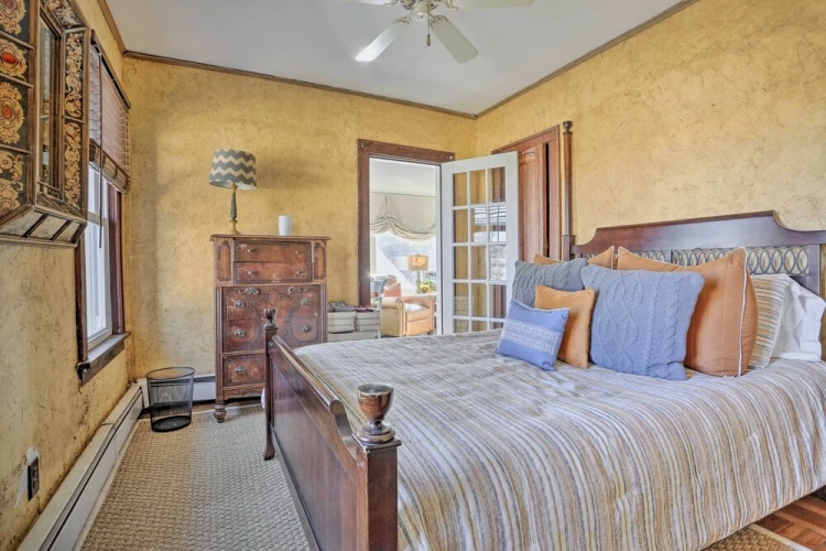 3 Bedrooms Cottage