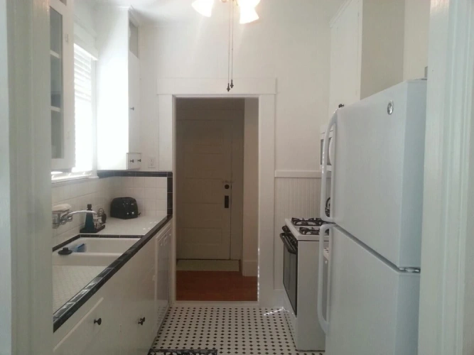 2 Bedrooms Cottage