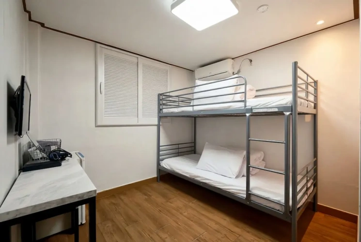 Economy Twin room