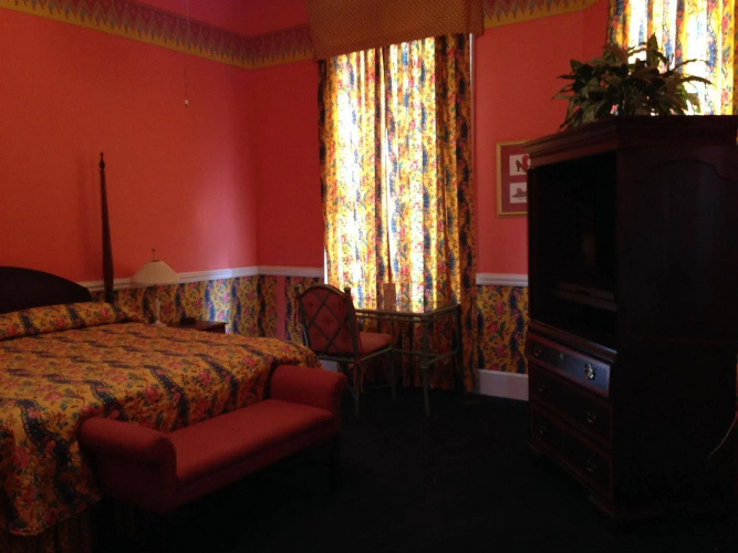 Hotel 27