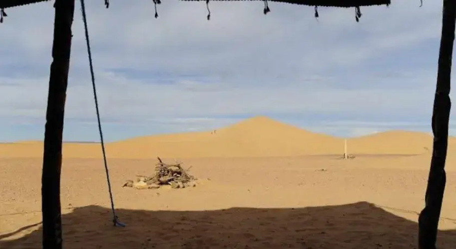 Bivouac Desert Et Emotion