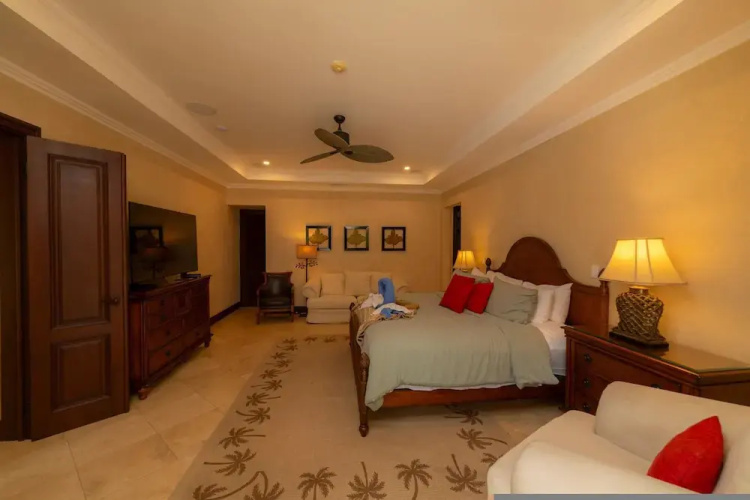- Casa Zafiro 7 Bedrooms Private Pool