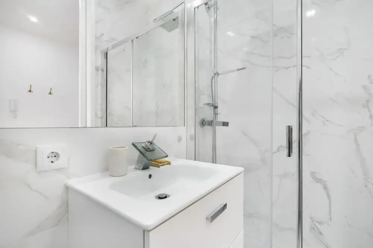 Chic 1-Bed W/ Patio Perfect To Explore Lisbon