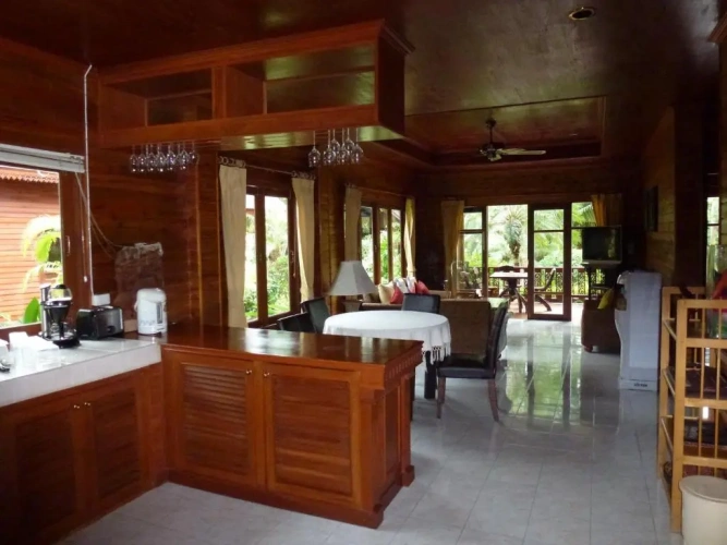 2 Bedrooms Villa