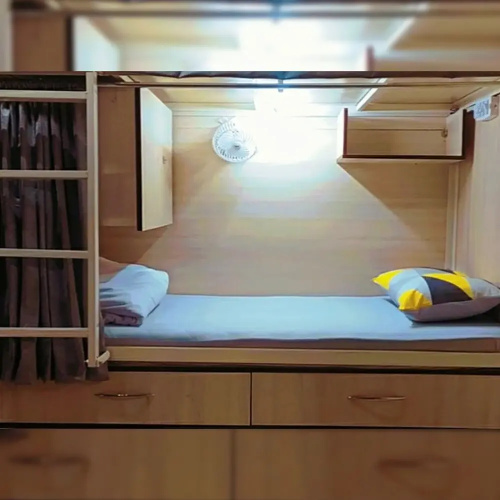 Abuzz Oxfordcaps Roopnagar - Campus Accommodation
