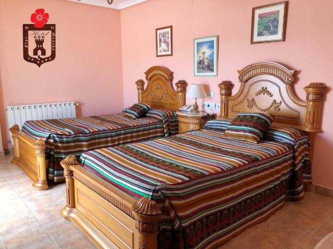 Standard Twin room