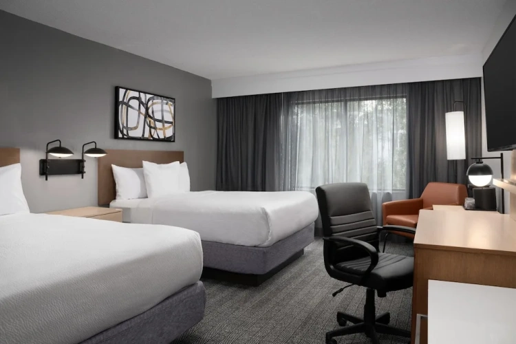 Standard Quadruple room with balcony