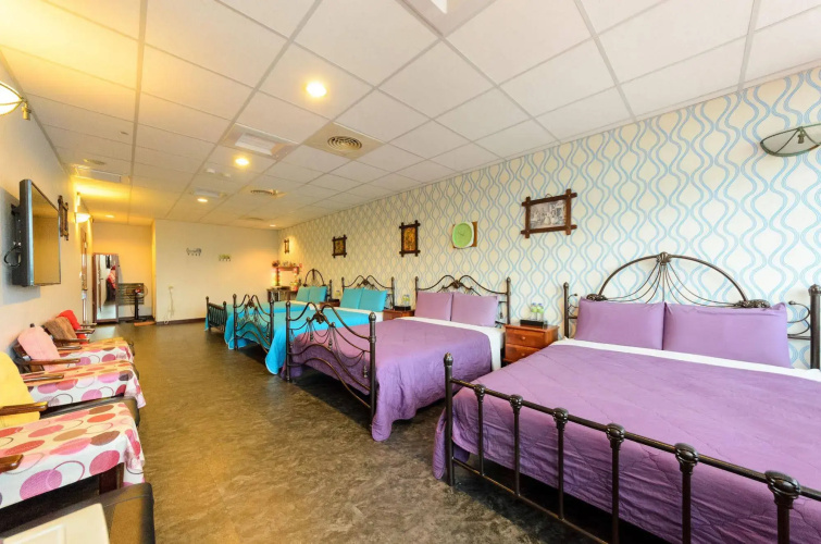 Spring Holiday B&B