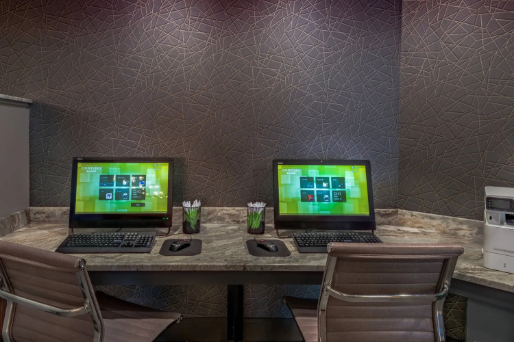 Courtyard by Marriott Bethesda/Chevy Chase