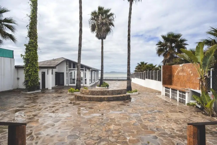 Baja Surf Ensenada Hotel