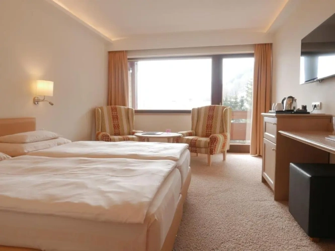 2 Bedrooms Family Suite with balcony and with view