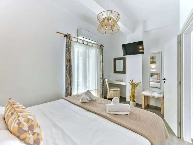 1 Bedroom Superior Triple room
