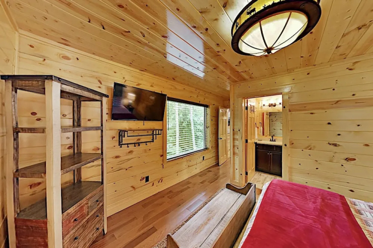 Lakpow45 3 Bedroom Cabin