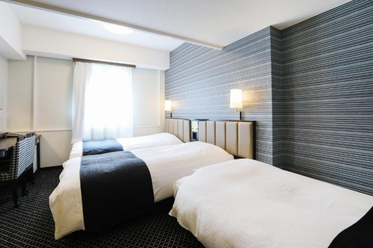 Triple room
