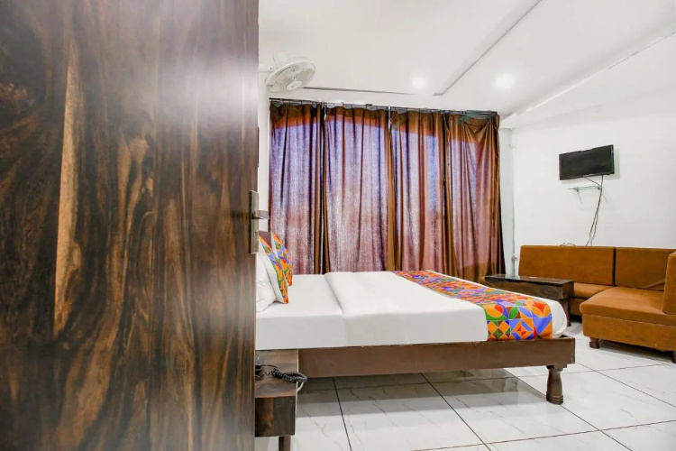 FabHotel HTC