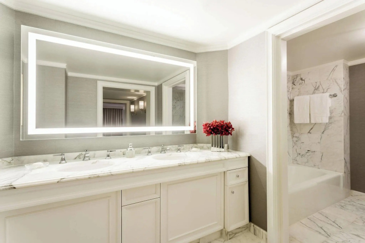 The Ritz-Carlton, Marina Del Rey photo 12