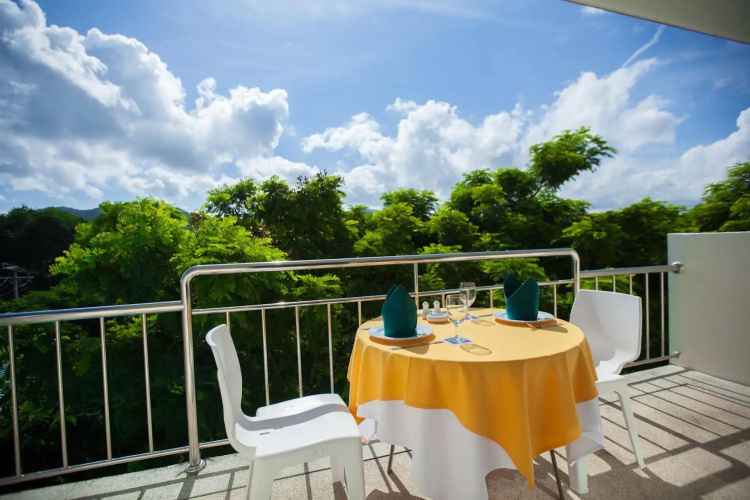 Chalong Beach Hotel Phuket