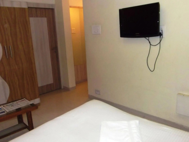 Hotel Neelam Executive