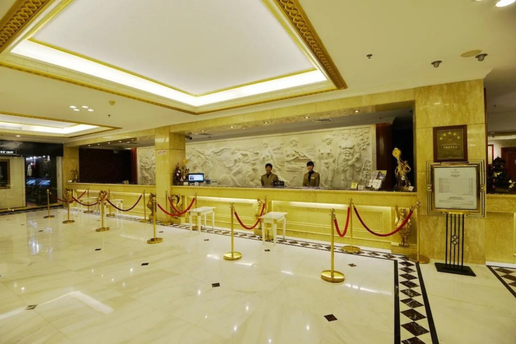 Grand Regency Hotel