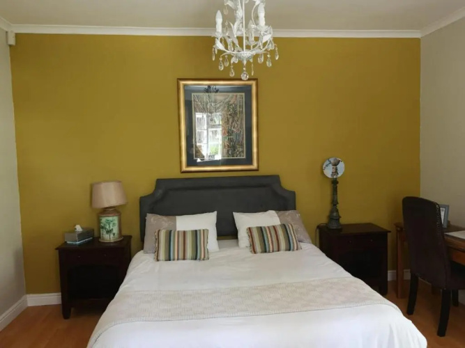 Almond Cottage Bed & Breakfast