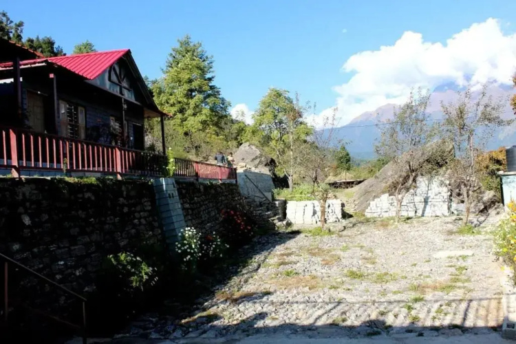 Nandan Kanan Auli Resort