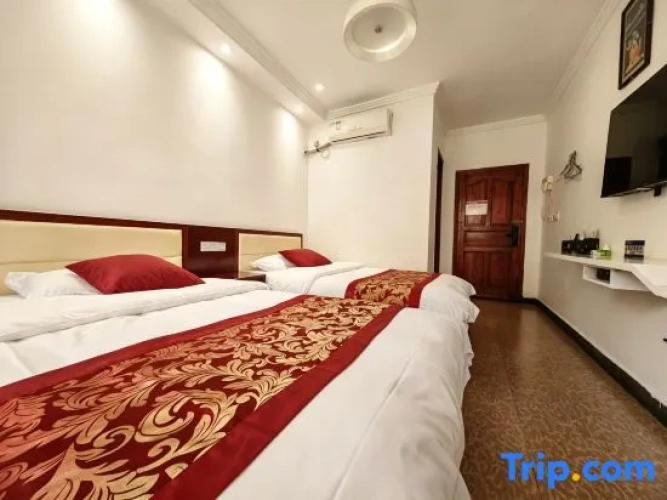 Standard Twin room with balcony and with river view