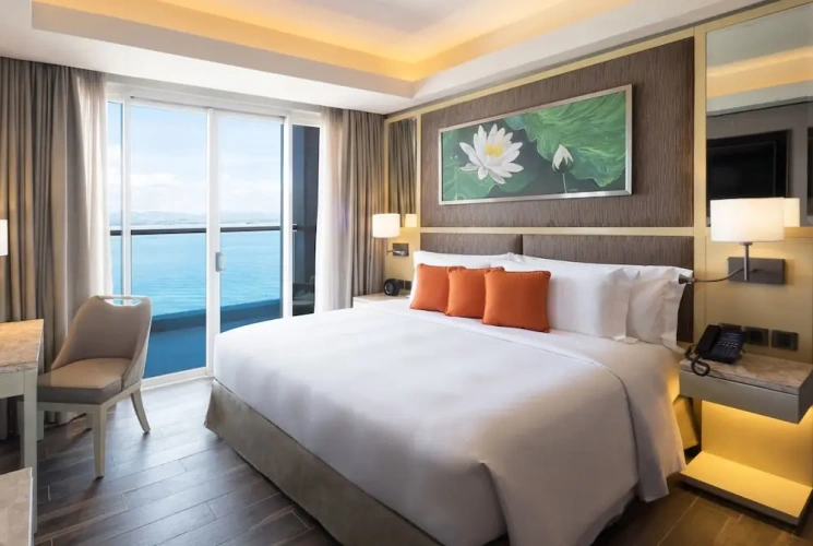 Dusit Club Double room with sea view