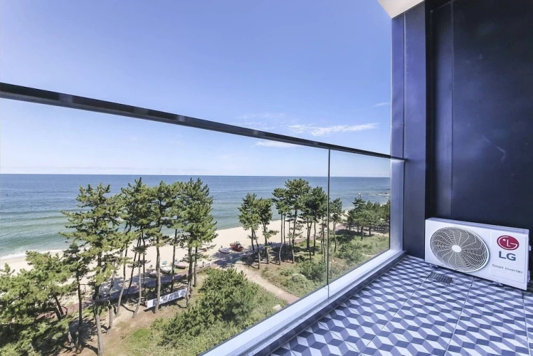 Standard room with ocean view