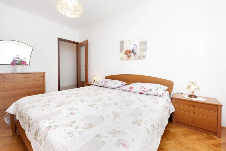 Apartments Maxi
