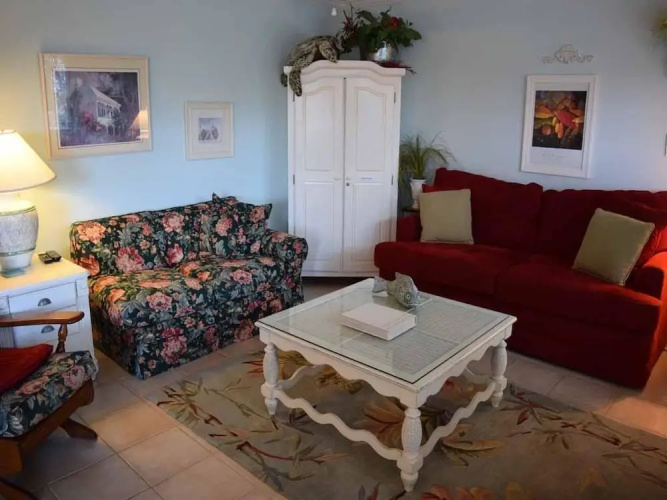 Palm Cay 4