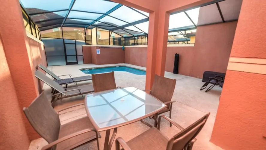 8968 Cuban Palm Road