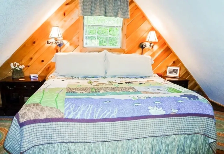 Standard room with mountain view