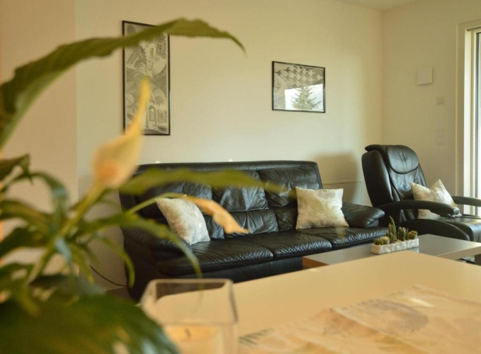 3 Bedrooms Apartment