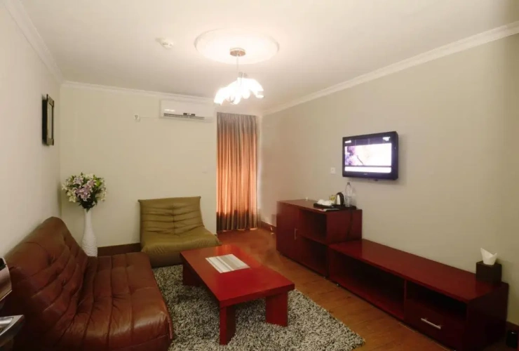Deluxe Suite