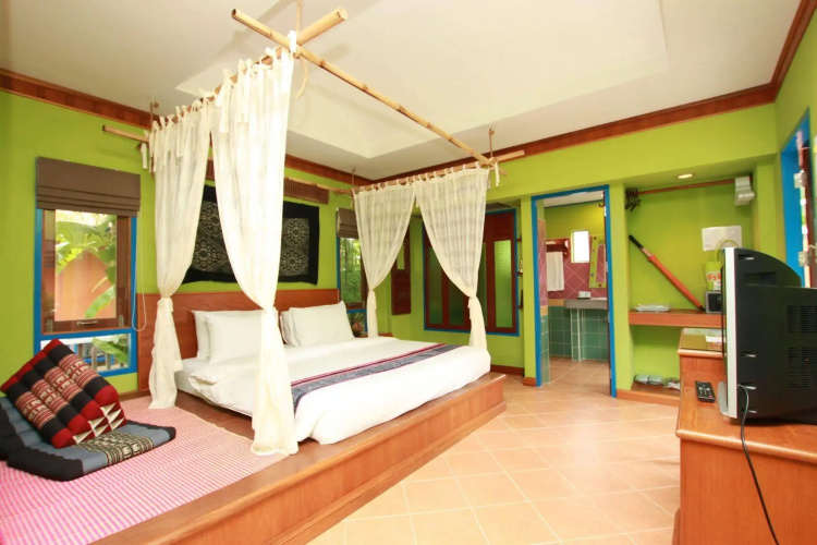 Lawana Resort