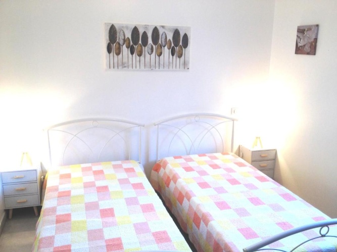 3 Bedrooms Cottage