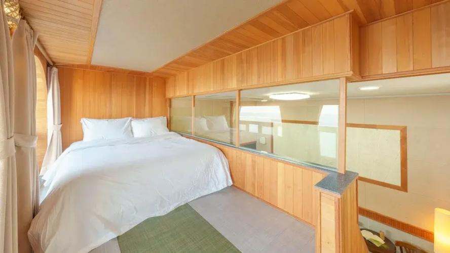 Samcheok Peacehousing Spa Pet Pension
