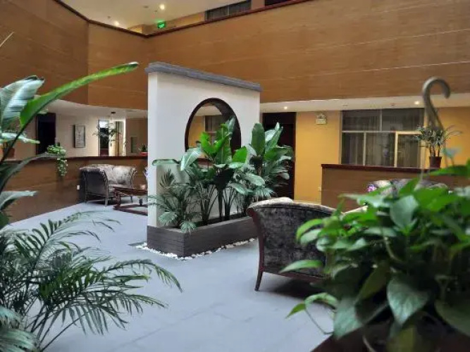 Lifeng Hotel